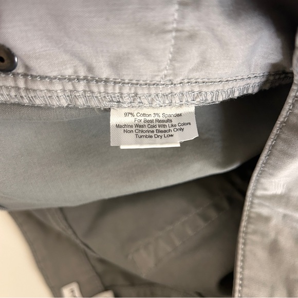 Peter Millar Men’s Classic Fit Khaki Pants Grey Size 40 - Picture 11 of 11